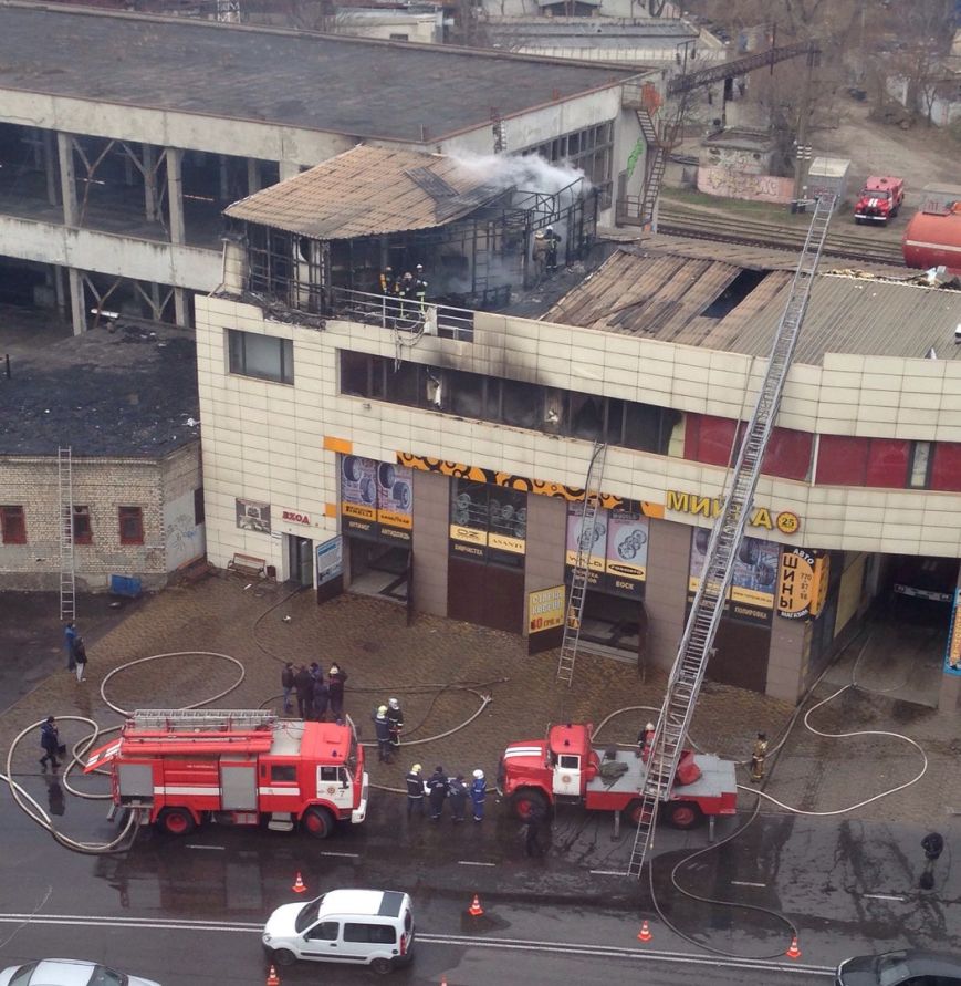 Масштабный пожар в Одессе на Среднефонтанской уже потушили (фото) - фото 1