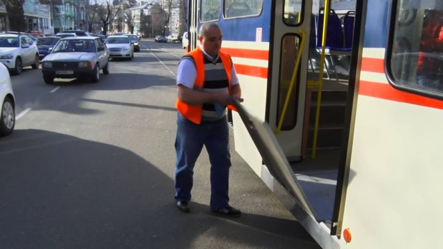 В Одессе запустили новый низкопольный трамвай (ФОТО) (фото) - фото 1