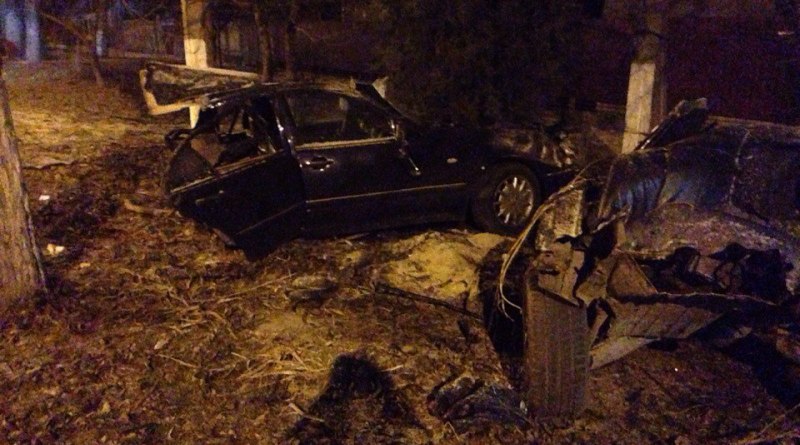В страшной аварии в Одесской области машину разорвало на части, а водителя даже не зацепило (ФОТО) (фото) - фото 1