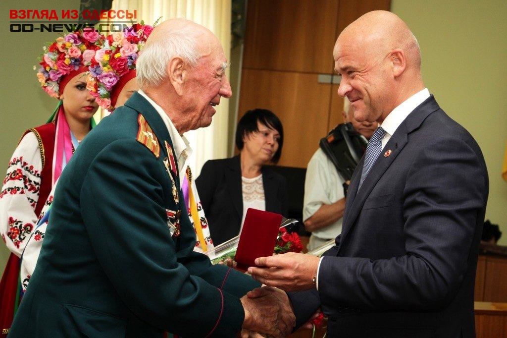 Геннадий Труханов способствует развитию программ защиты ветеранов Одессы