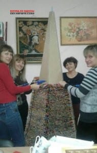 В Одесской области новогодняя елочка будет из карандашей