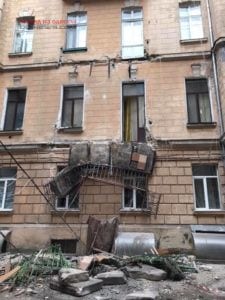 В центре Одессы рухнул балкон