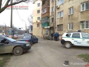 Стрельба в Одессе: ограбили магазин