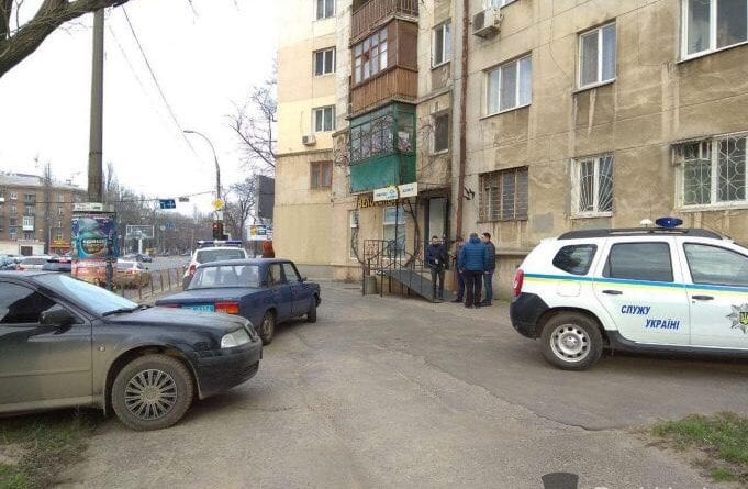 Стрельба в Одессе: ограбили магазин