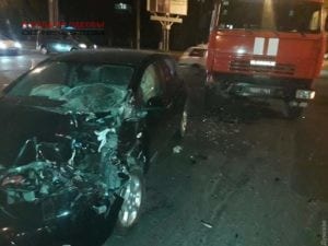 Автомобиль службы спасения в Одессе попал в ДТП