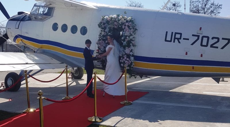 Удивительная свадьба в Одессе: такого еще не совершал никто