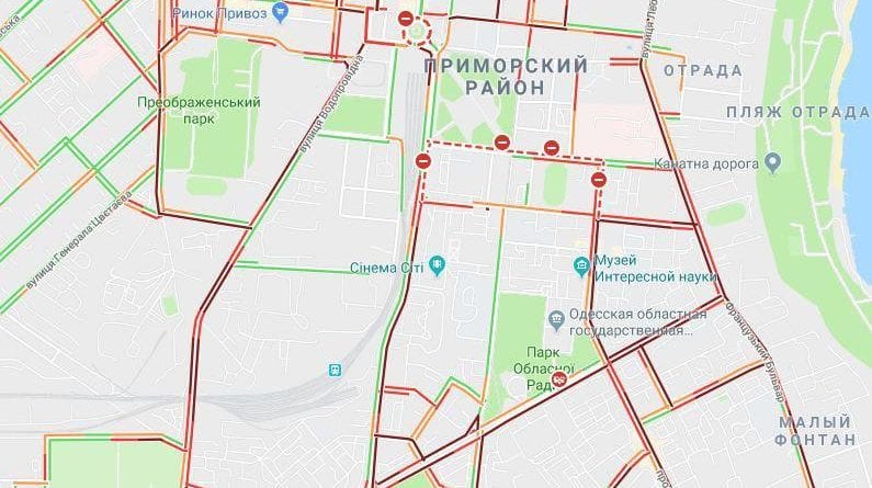 С утра 2 мая в Одессе тысячи жителей застряли в пробках