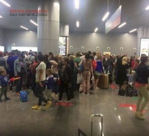 Массовые жалобы на долгие ожидания в аэропорту Одессы