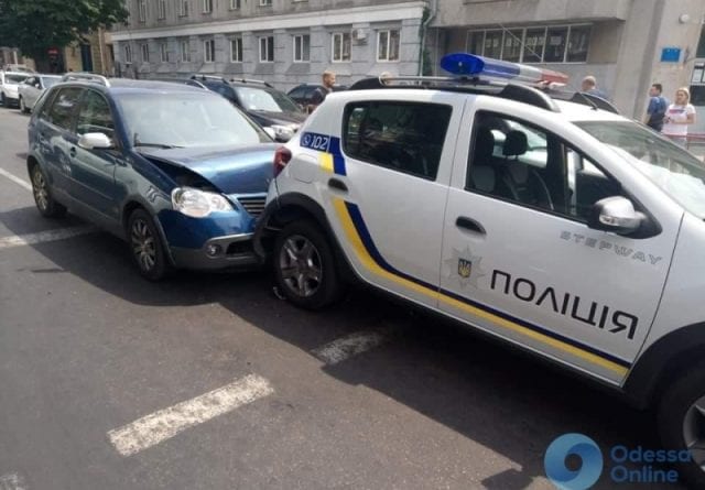 В Одессе произошла авария с участием полиции