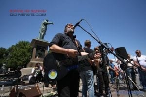 В Одессе рок-группа во главе с БГ дали бесплатный концерт
