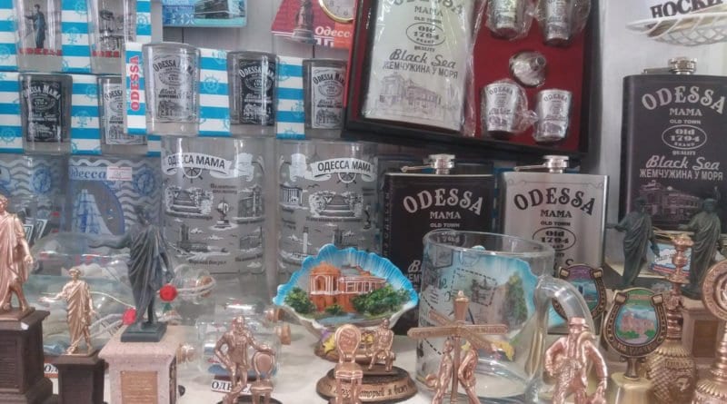 Сувениры из Одессы: что туристов привлекает больше всего