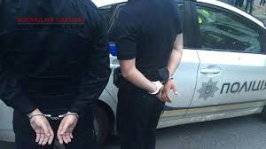Задержали одесского полицейского инспектора за вымогательство 