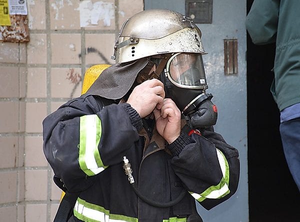 В Одессе мужчину спасли от пожара