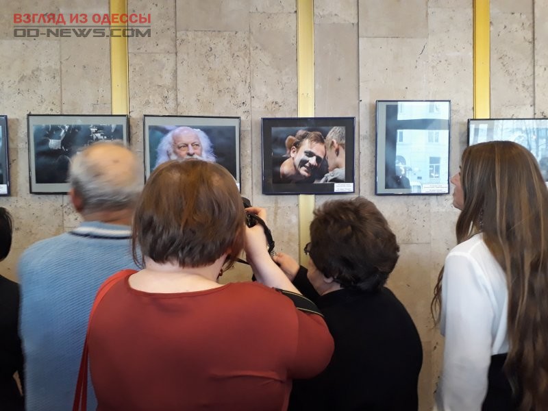 В Одессе видят театр через фотообъектив