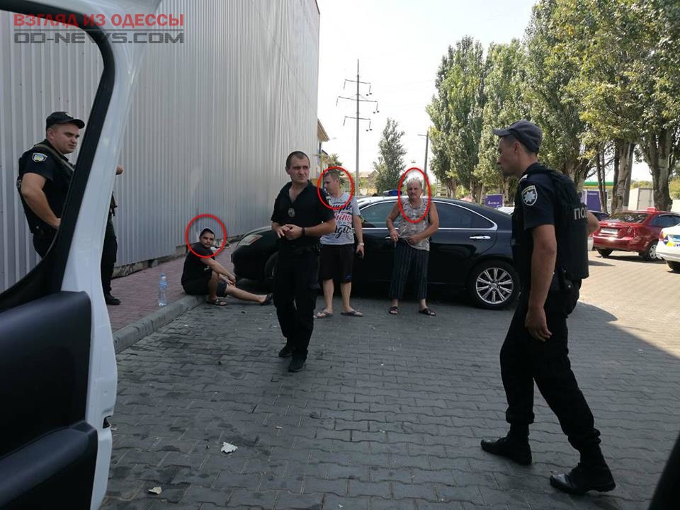 В Одессе в ответ на замечание о неверной парковке избит парень