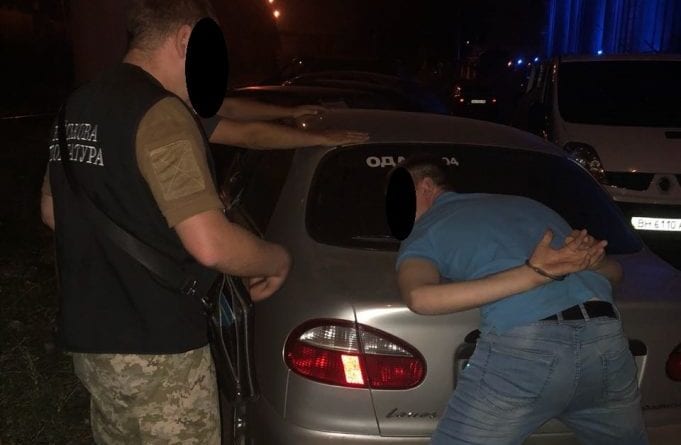 В Одессе командира рейдового судна арестовали за получение взятки