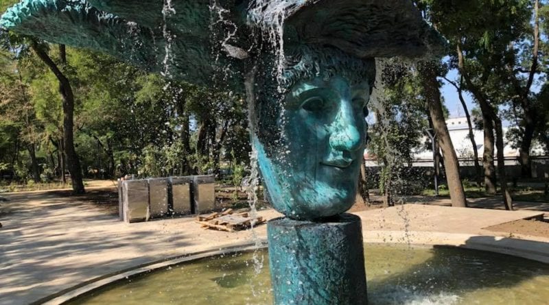 В Одессе в Греческом парке запустили новый фонтан