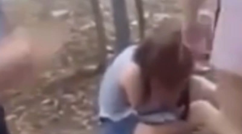 Общественность возмущена фактом избиения школьницы в Одессе