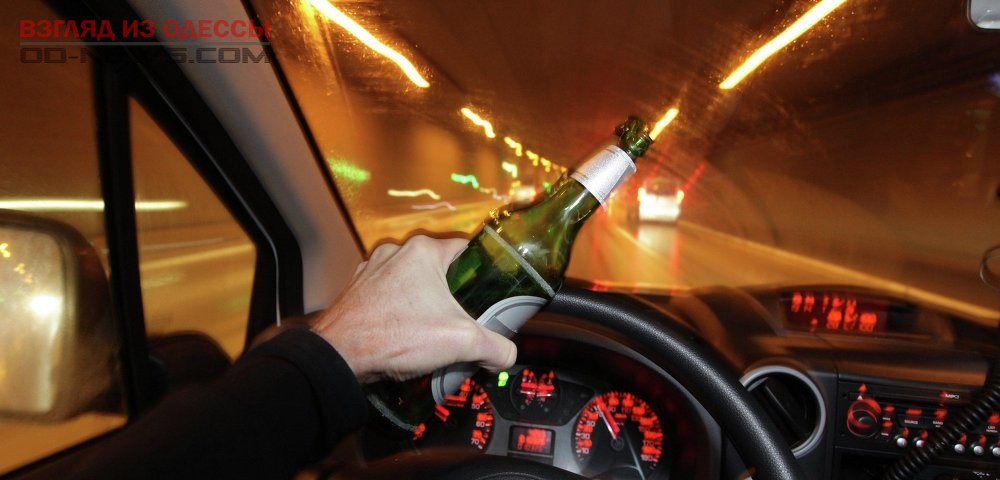 Пьяный за рулем: одесситы надеются на быструю реакцию полицию