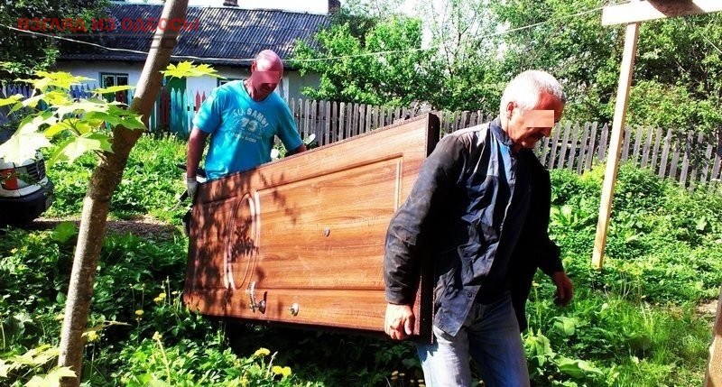 В Одессе произошло похищение входных дверей в квартиру