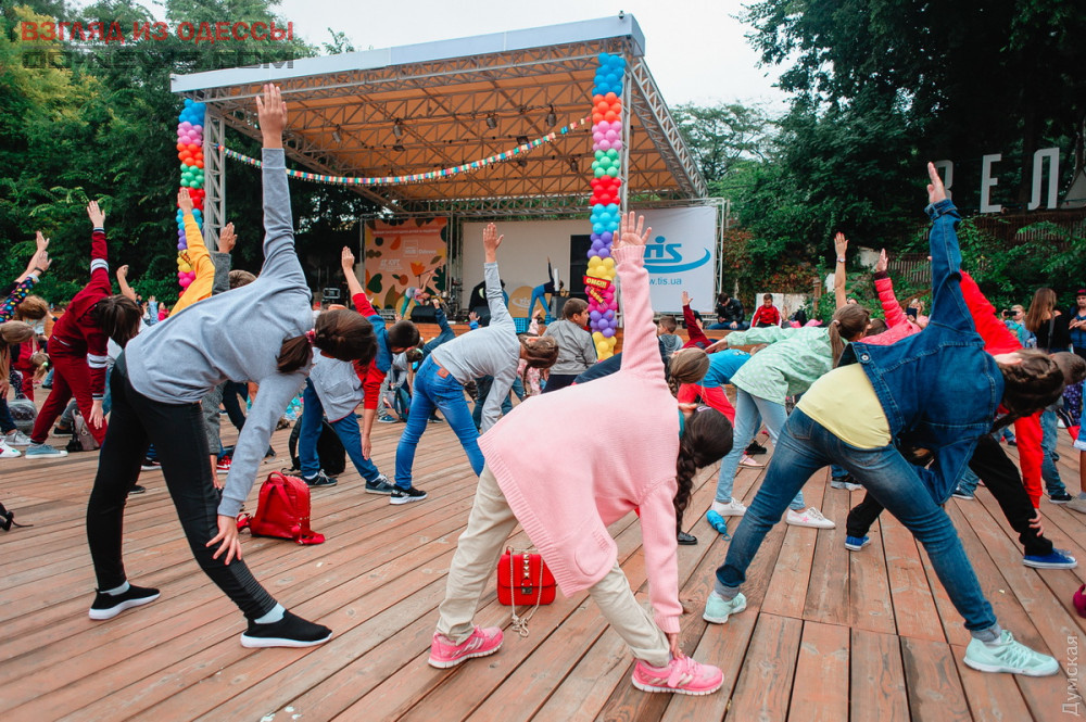 В Одессе установлен новый йога-рекорд