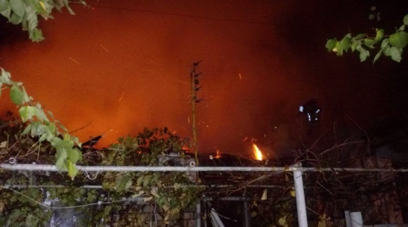 В Одесской области огонь повредил два дома