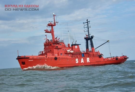 Одесский буксир провел операцию спасения моряков