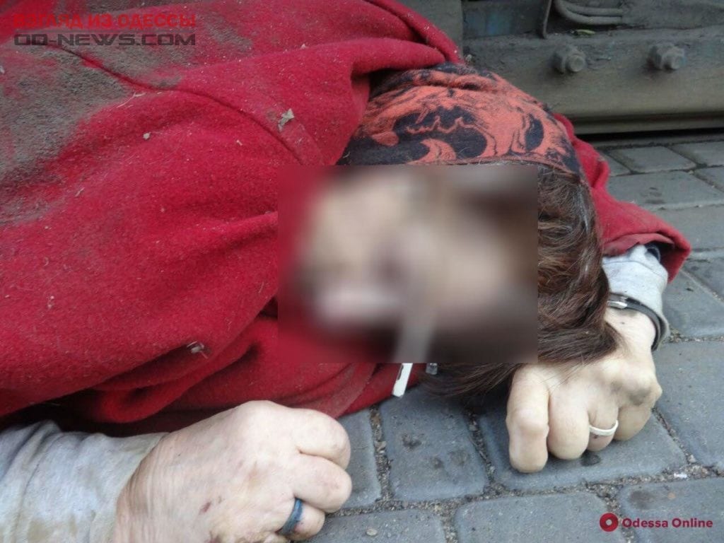 В Одессе полиция ищет родственников женщины, погибшей в ДТП