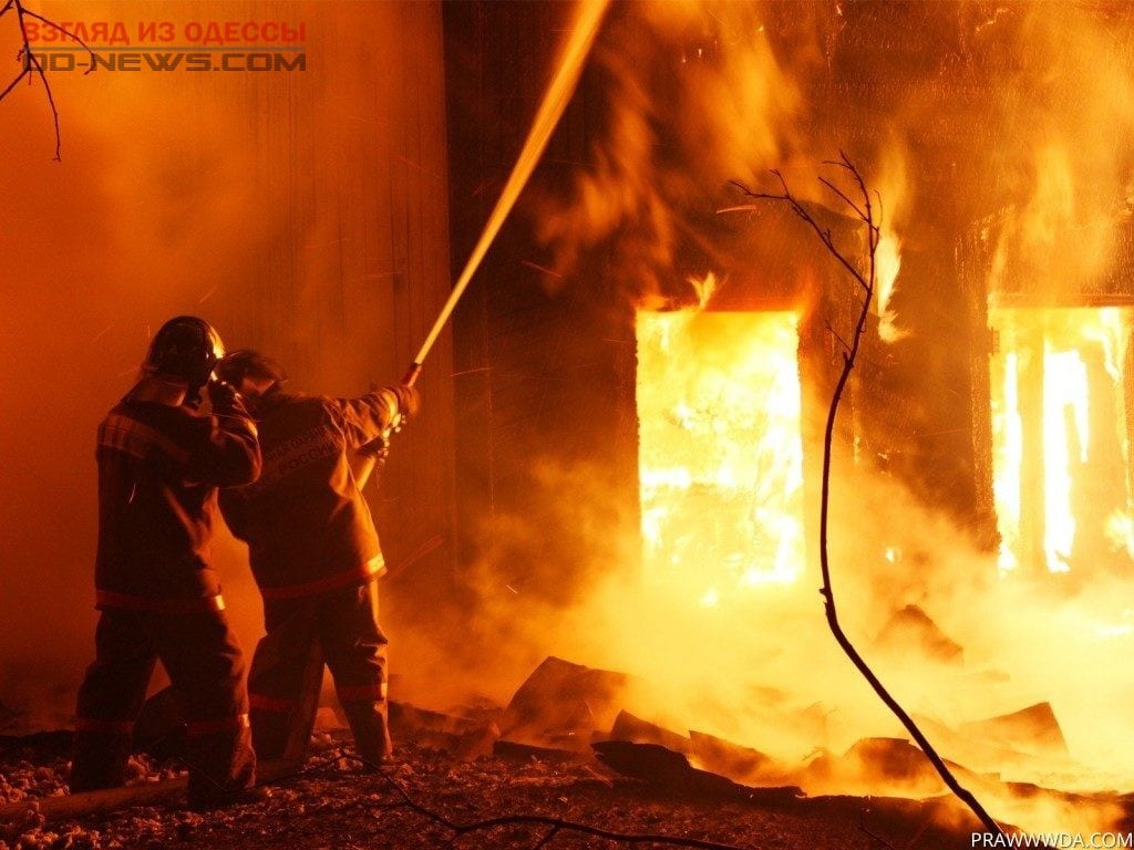 В Одесской области пожар повредил дворовую постройку