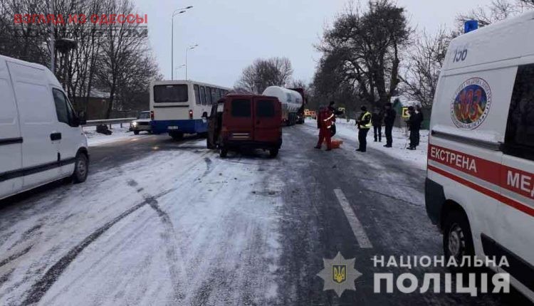 В Одесской области в аварию попал пассажирский автобус