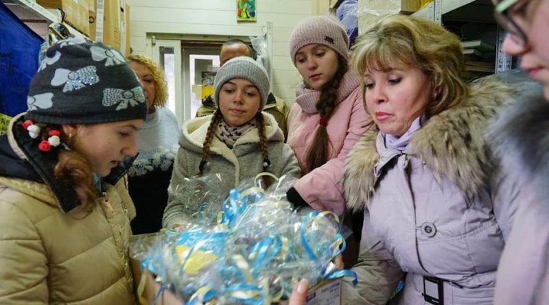 Учащиеся из гимназии в Одессе посетили военный госпиталь
