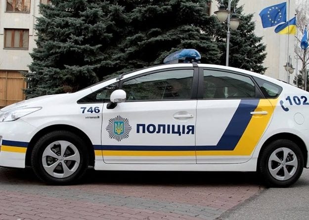 В Одесской области подростки ограбили прохожего