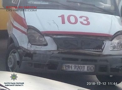 В Одессе карета "скорой помощи" пострадала в ДТП