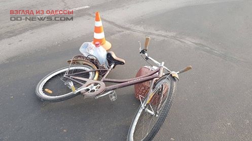 В Одессе водитель на BMW сбил велосипедиста