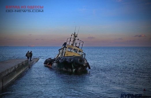 В Одессе на пляже прописался «Летучий Голландец»