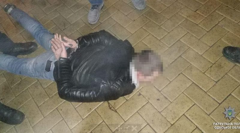 В Одессе арестовали грабителя с пистолетом