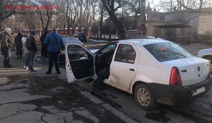 В Одессе произошло масштабное столкновение иномарок