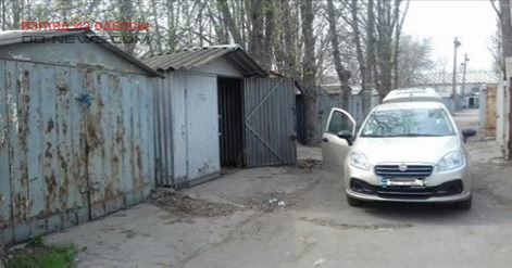 В Одессе на одной из автостоянок обнаружено тело пенсионера