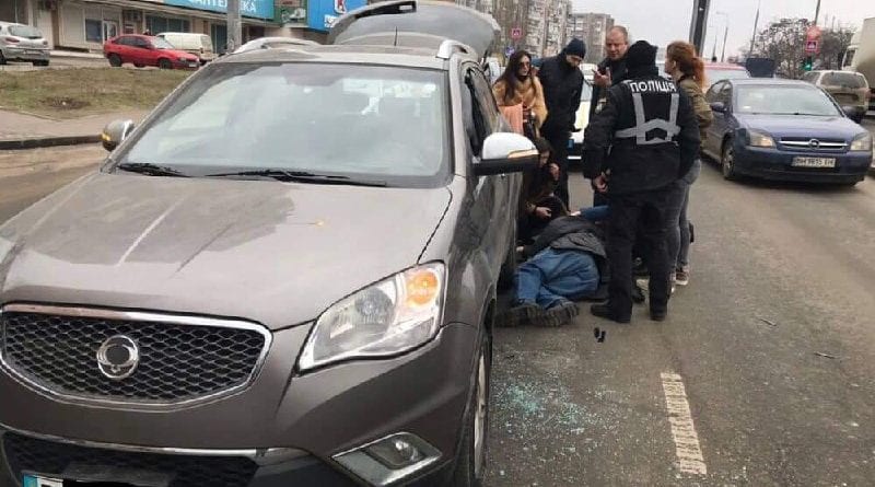 В Одессе водителю иномарки стало плохо за рулём