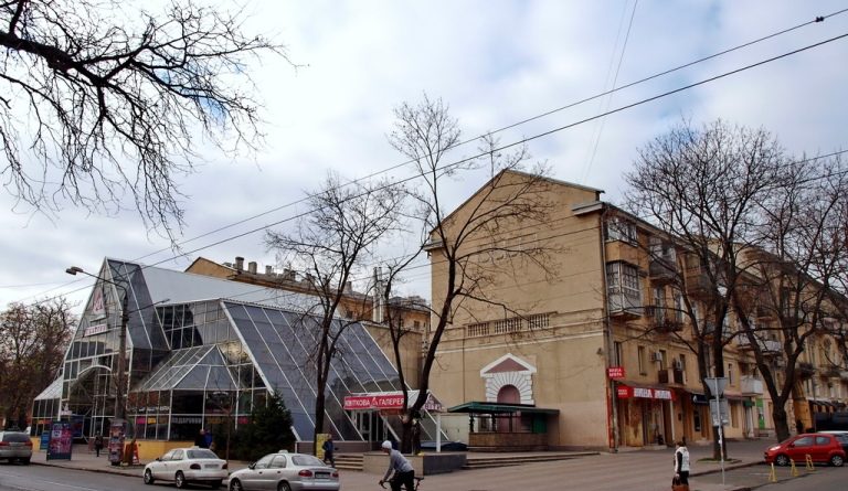В Одессе планируют закрыть Цветочную галерею на Соборке