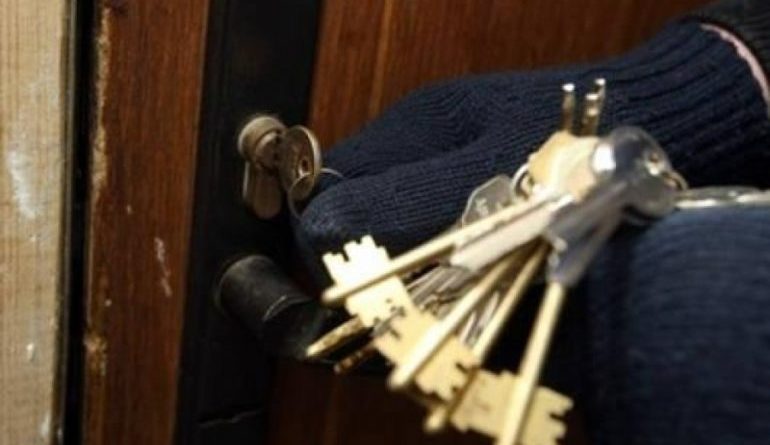 В Одесской области при помощи подбора ключей вор проник в три квартиры