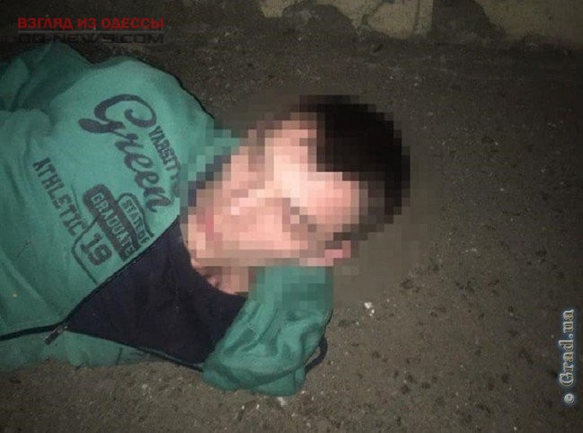 В Одессе ночью ограбили двух мужчин