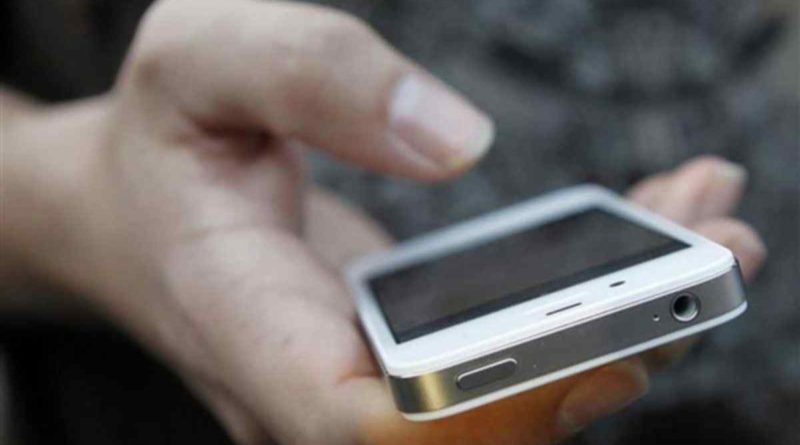 Жительницу Одесской области обвинил в краже мобильника