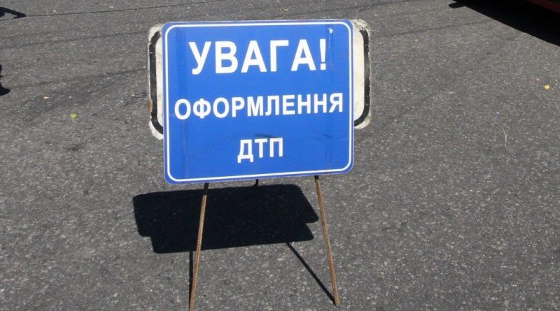В Одессе пьяная девушка за рулем пыталась "замять" ситуацию с ДТП