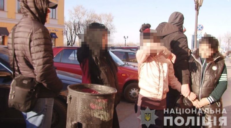 В Одессе у ребенка попытались украсть из рюкзака ценности