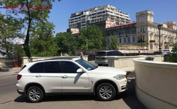 В Одессе появился очередной "гений" парковки