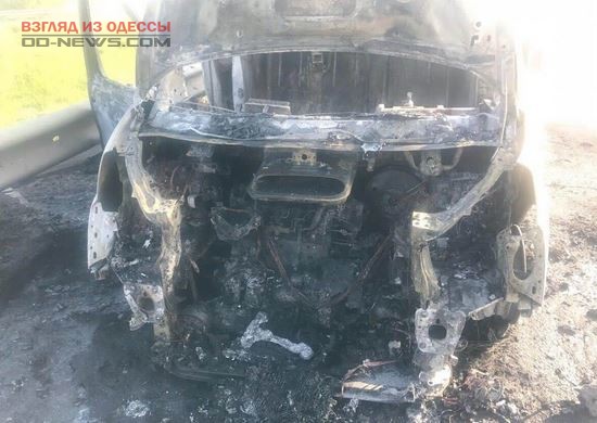 Под Одессой произошло возгорание автомобиля
