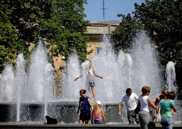 Зной и невыносимая жара: как в Одессе спастись от жары