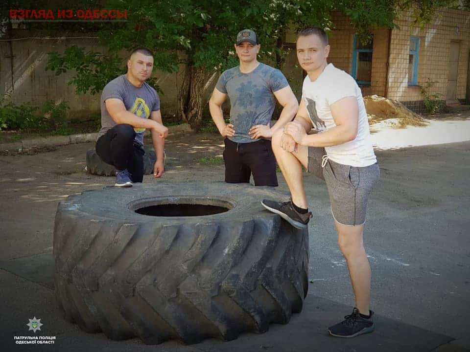 Патрульные из Одессы готовятся к чемпионату мужества