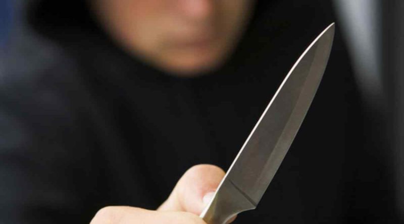 В Одессе житель Африки напал на женщину с ножом